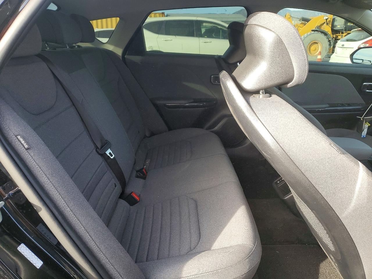 2025 KIA K4 EX photo 28