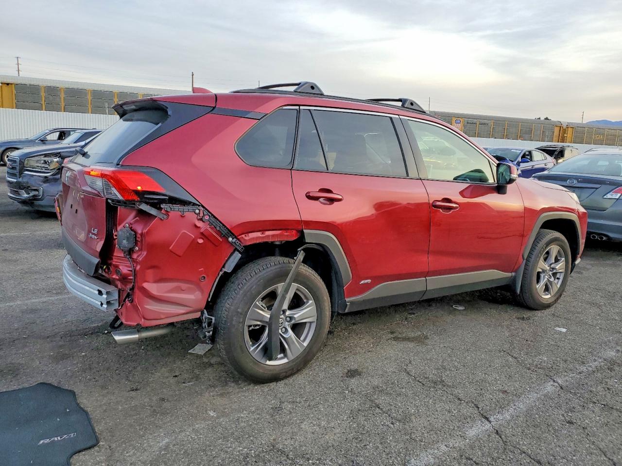 2025 TOYOTA RAV4 LE photo 3