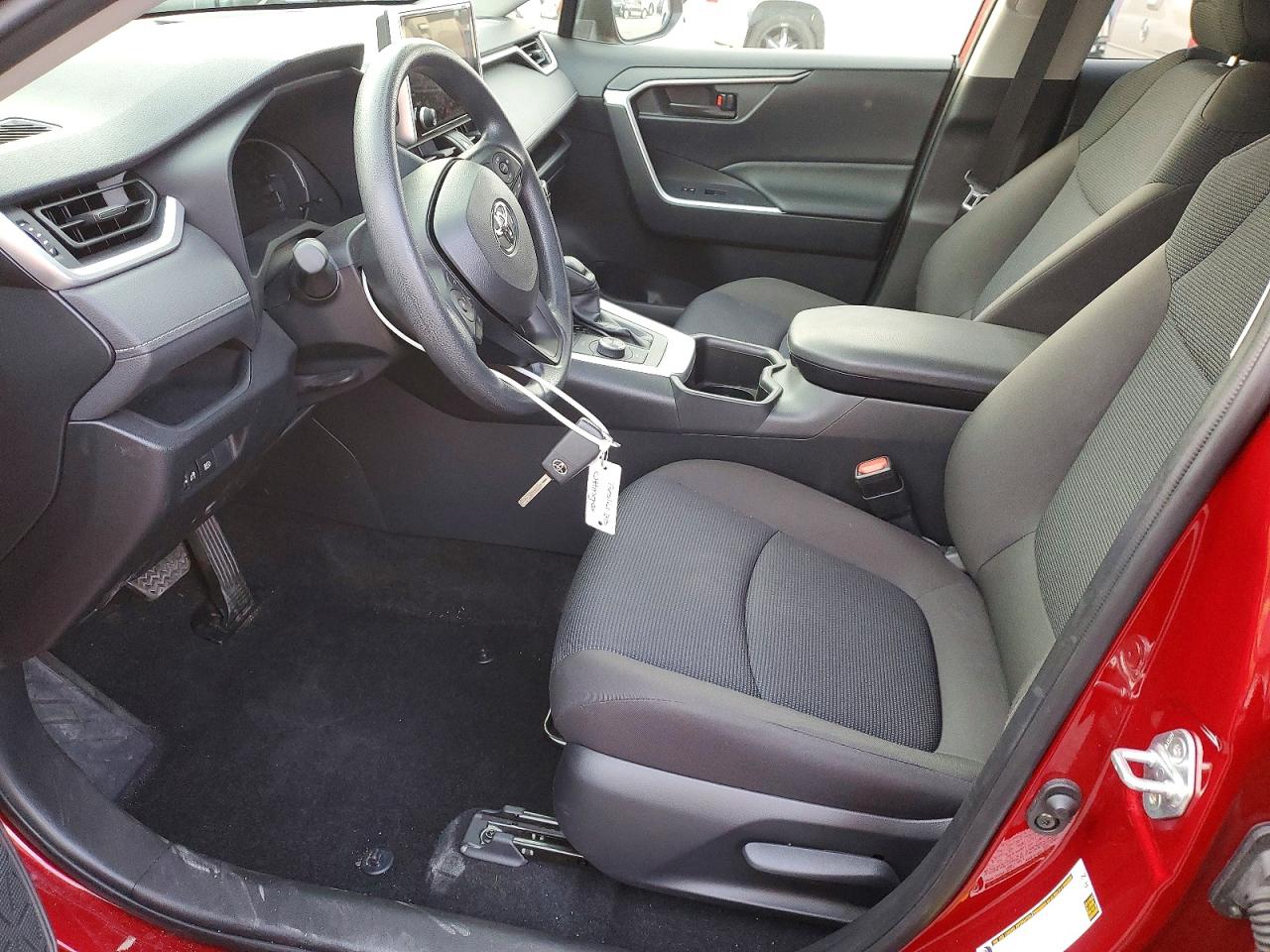 2025 TOYOTA RAV4 LE photo 7