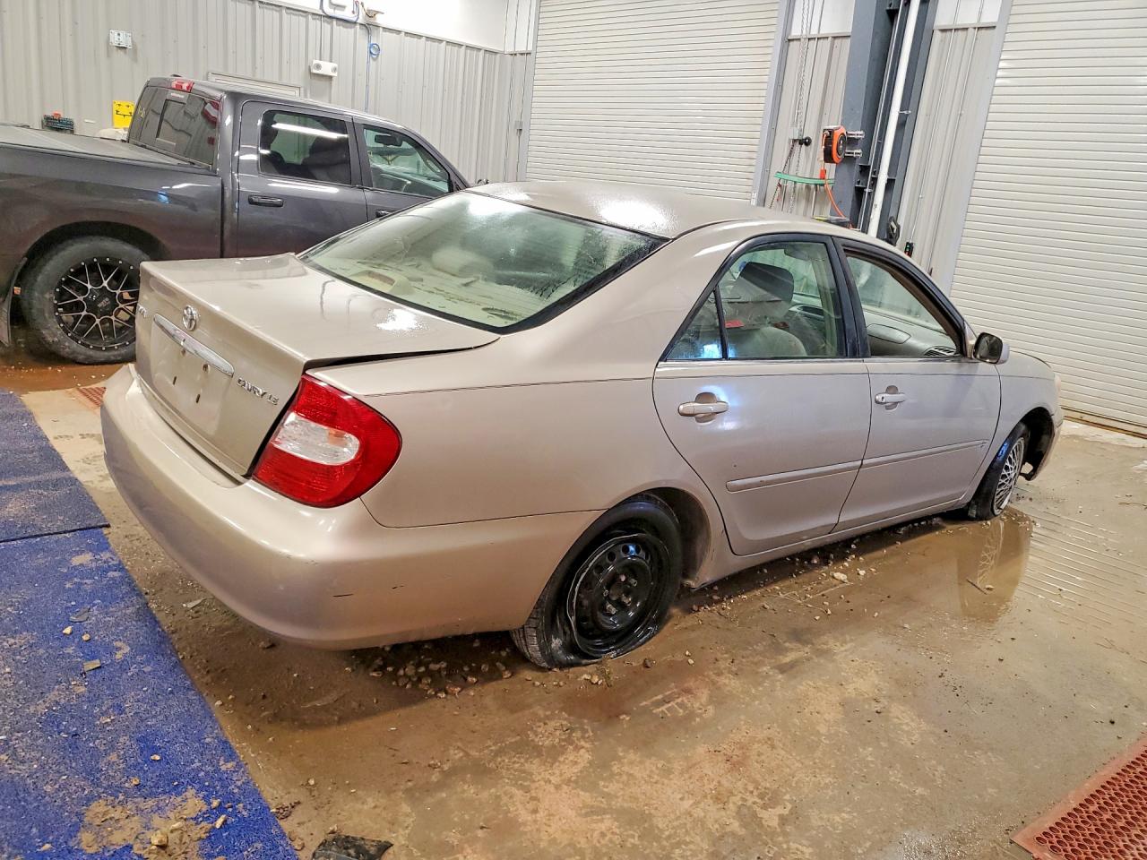 2003 TOYOTA CAMRY LE photo 7