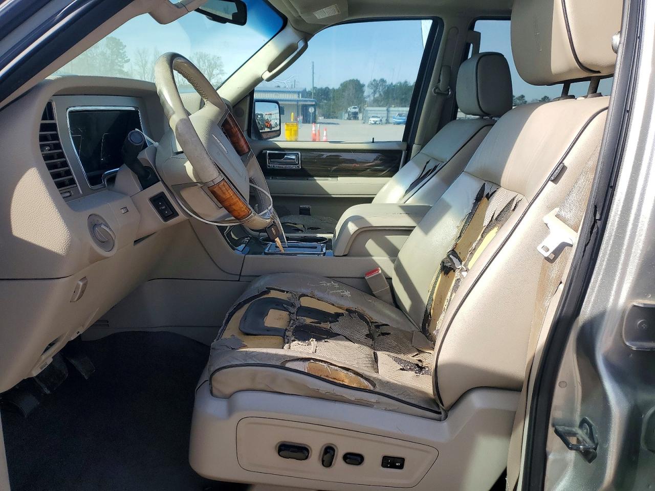 2008 LINCOLN NAVIGATOR photo 7