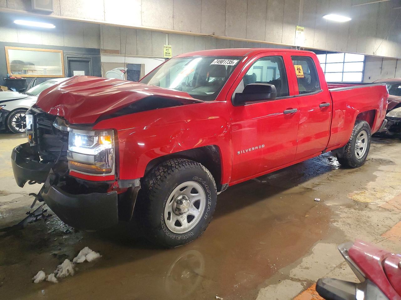 2017 CHEVROLET SILVERADO