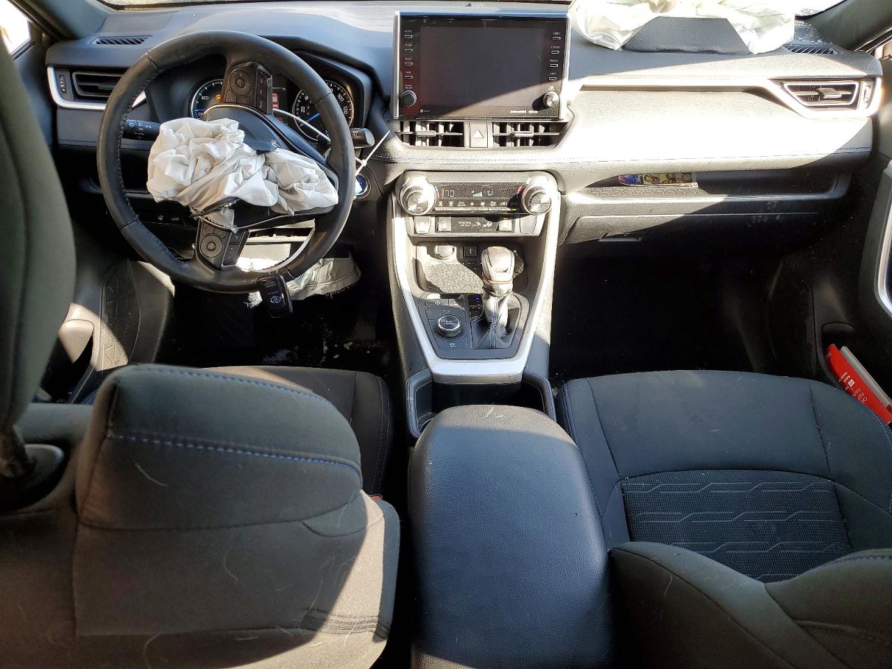 2022 TOYOTA RAV4 SE photo 15