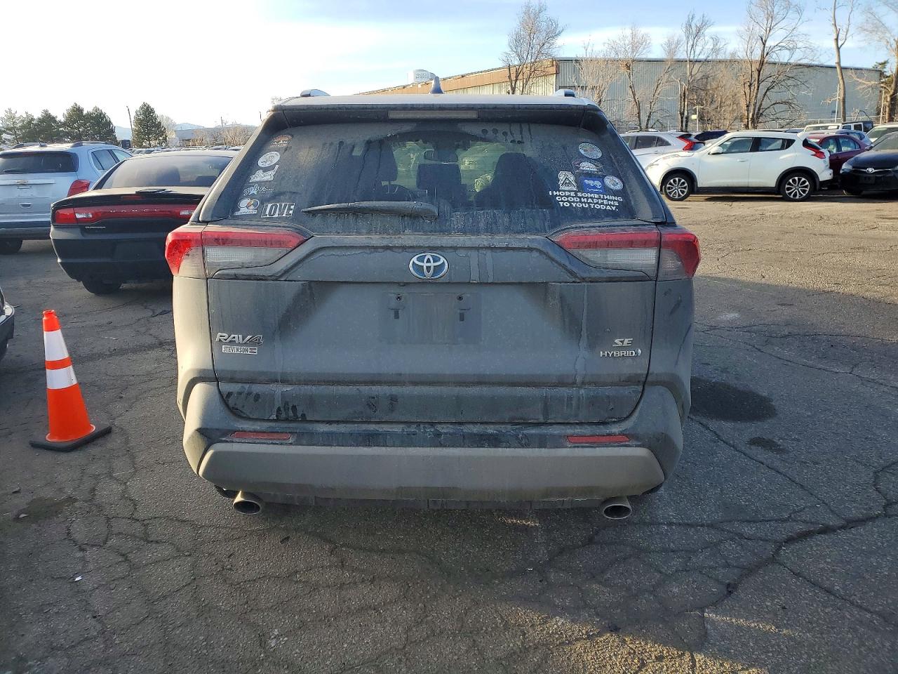 2022 TOYOTA RAV4 SE photo 11