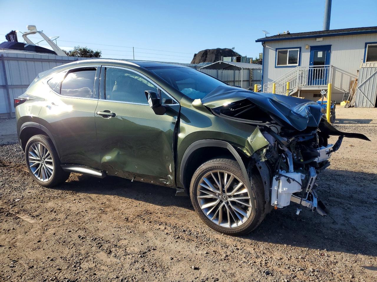 2025 LEXUS NX 350H BASE photo 4