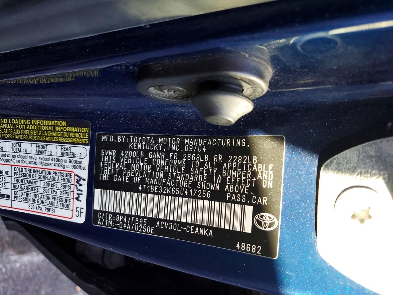 2005 TOYOTA CAMRY LE photo 12