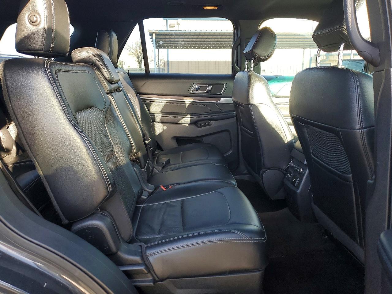 2016 FORD EXPLORER LIMITED photo 31