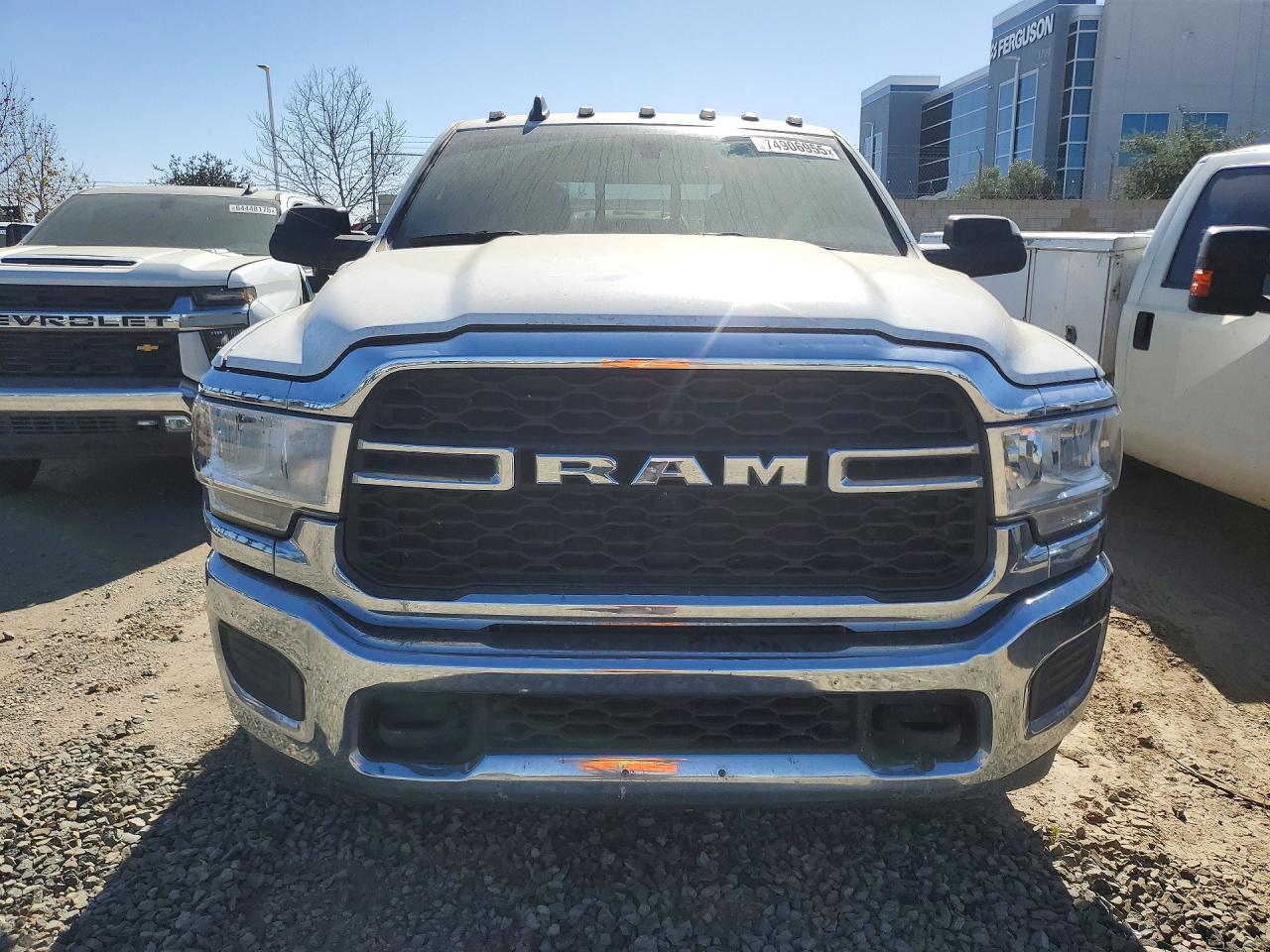2019 RAM 3500 TRADESMAN photo 5