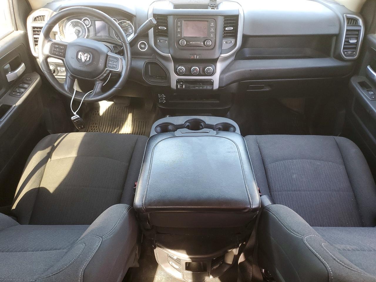 2019 RAM 3500 TRADESMAN photo 8