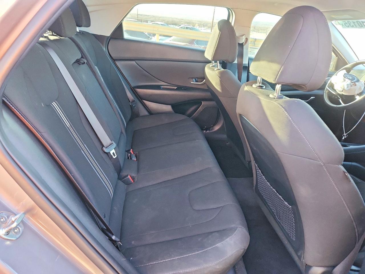 2022 HYUNDAI ELANTRA SEL photo 19