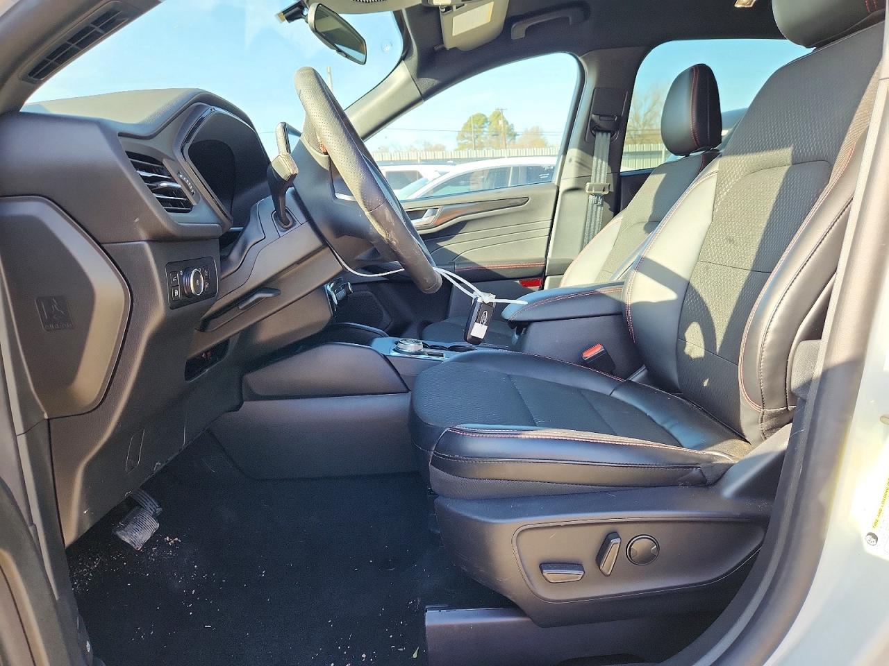 2025 FORD ESCAPE ST LINE SELECT photo 7