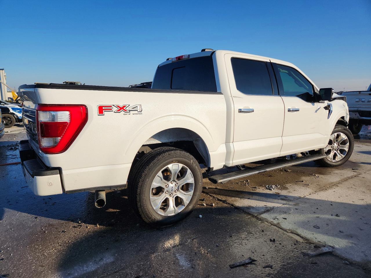 2022 FORD F150 SUPERCREW photo 3