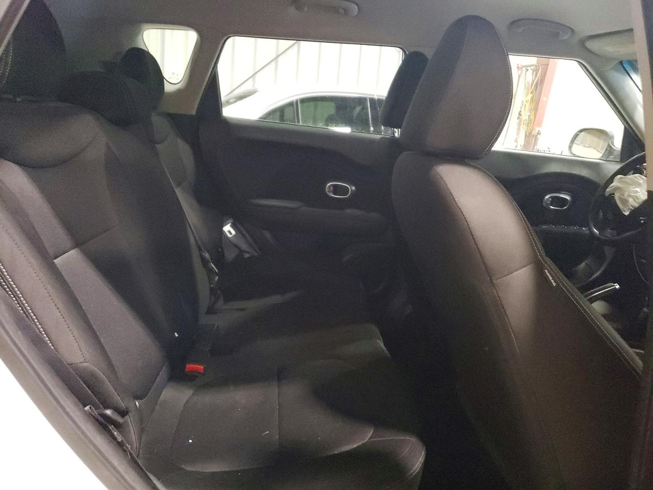 2016 KIA SOUL photo 10
