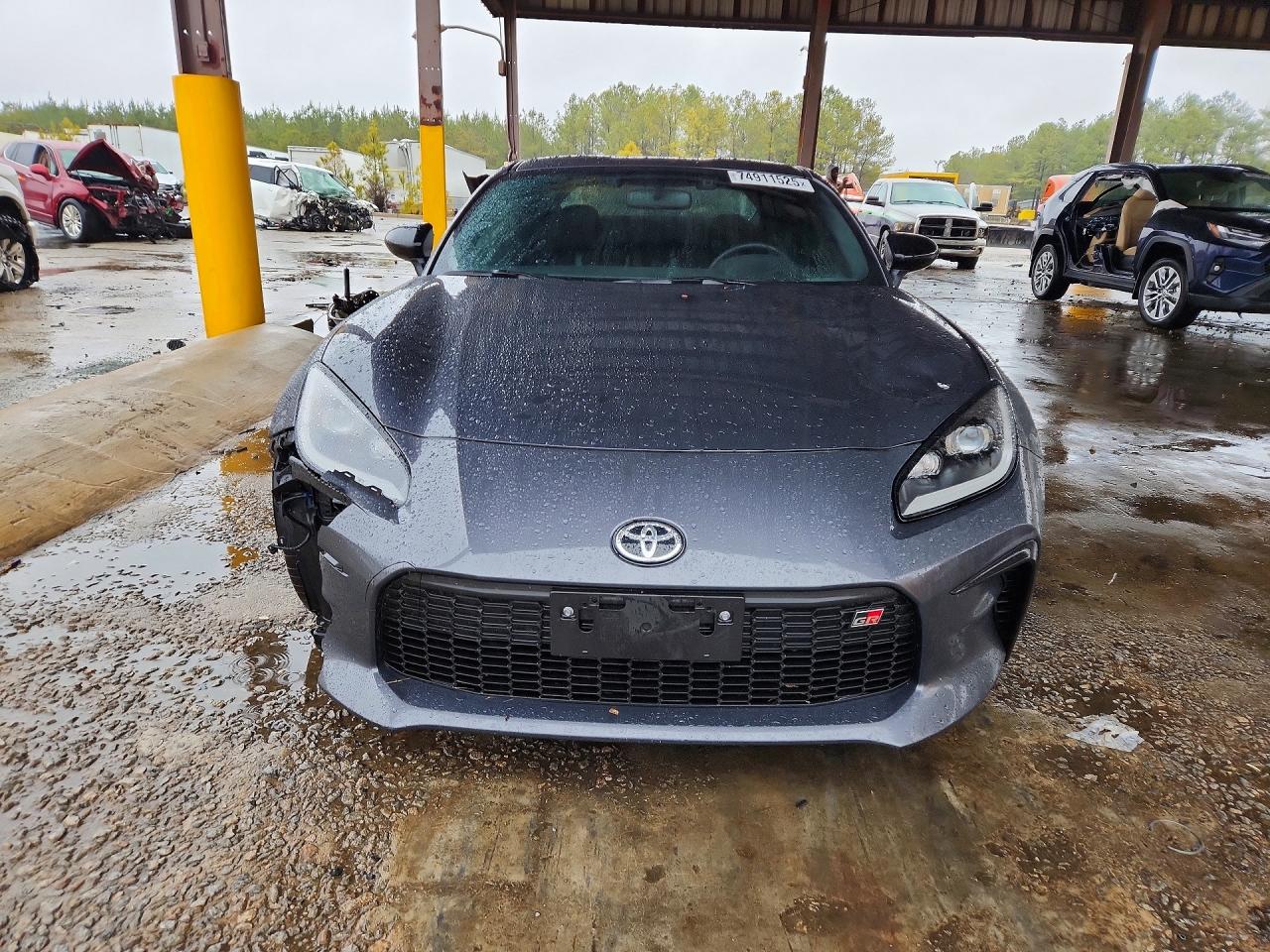 2023 TOYOTA GR 86 PREMIUM photo 9