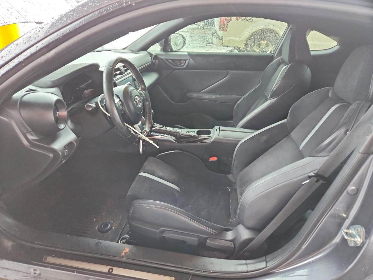 2023 TOYOTA GR 86 PREMIUM photo 13