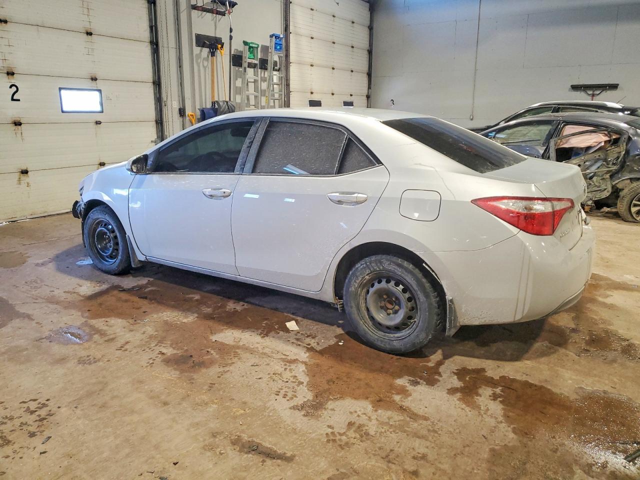 2015 TOYOTA COROLLA L photo 4