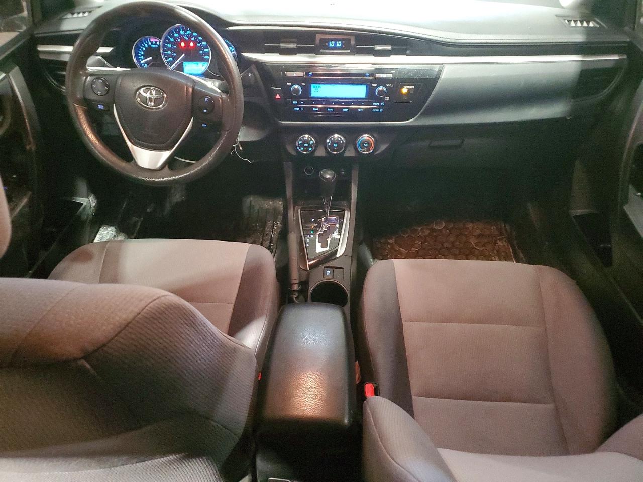 2015 TOYOTA COROLLA L photo 22