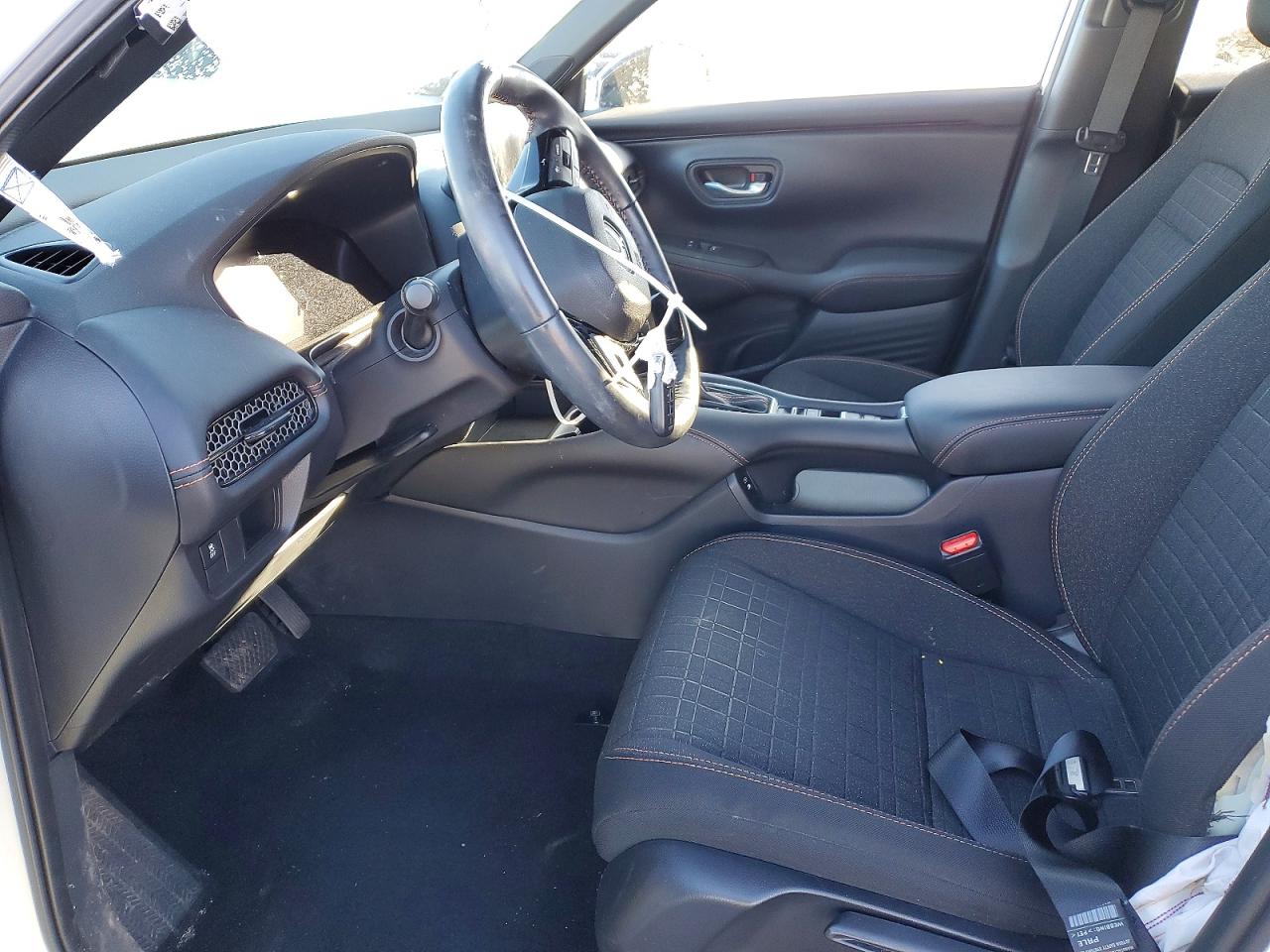 2024 HONDA HR-V SPORT photo 13