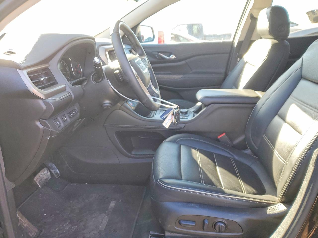 2023 GMC ACADIA DENALI photo 7