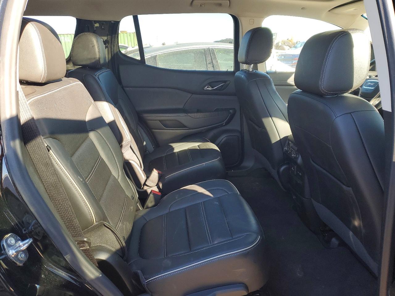 2023 GMC ACADIA DENALI photo 11