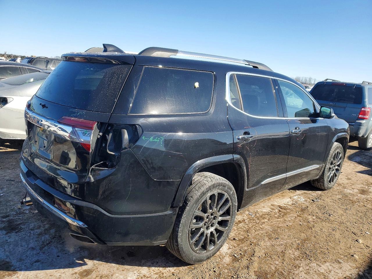 2023 GMC ACADIA DENALI photo 3