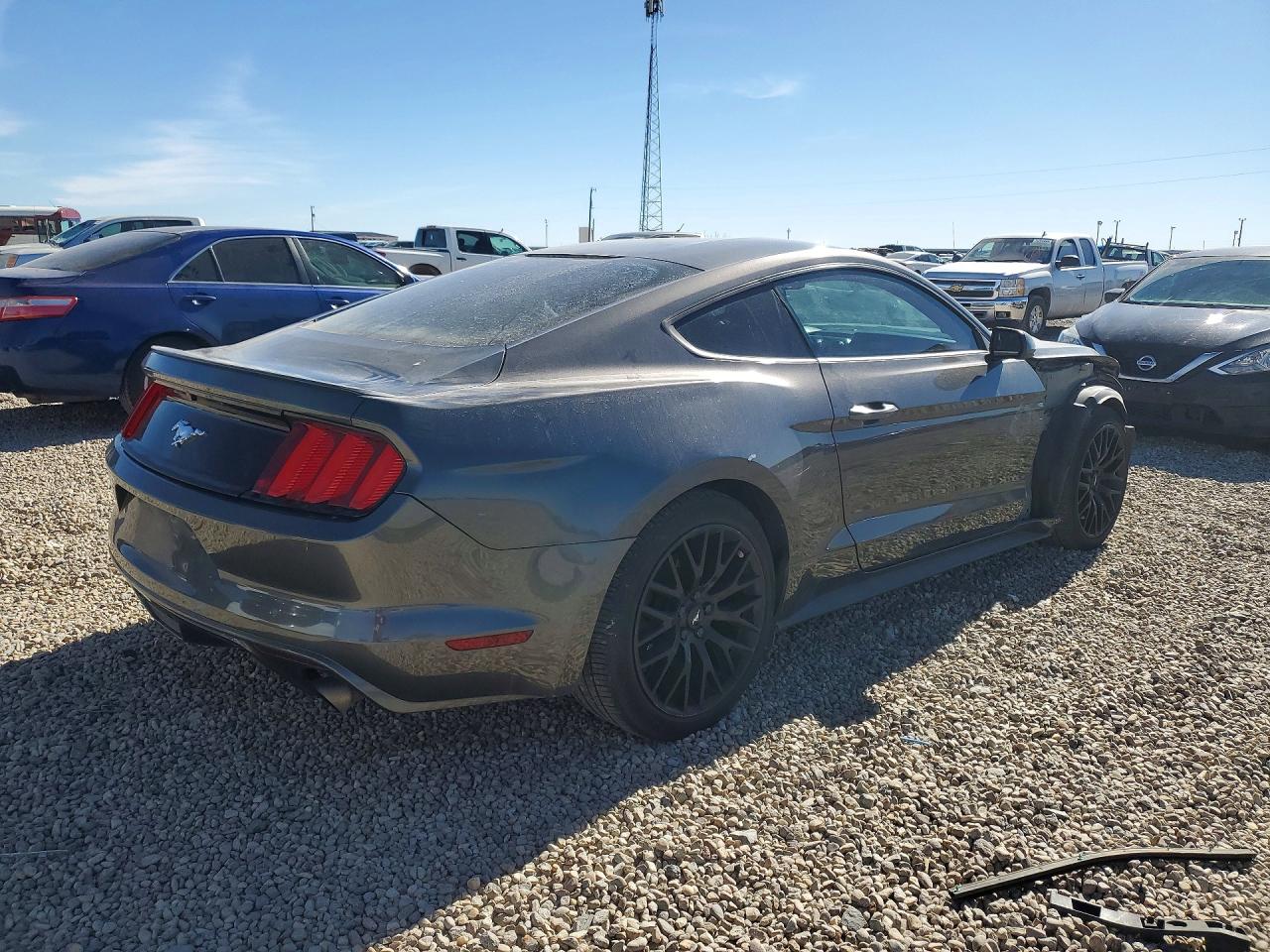 2016 FORD MUSTANG photo 5
