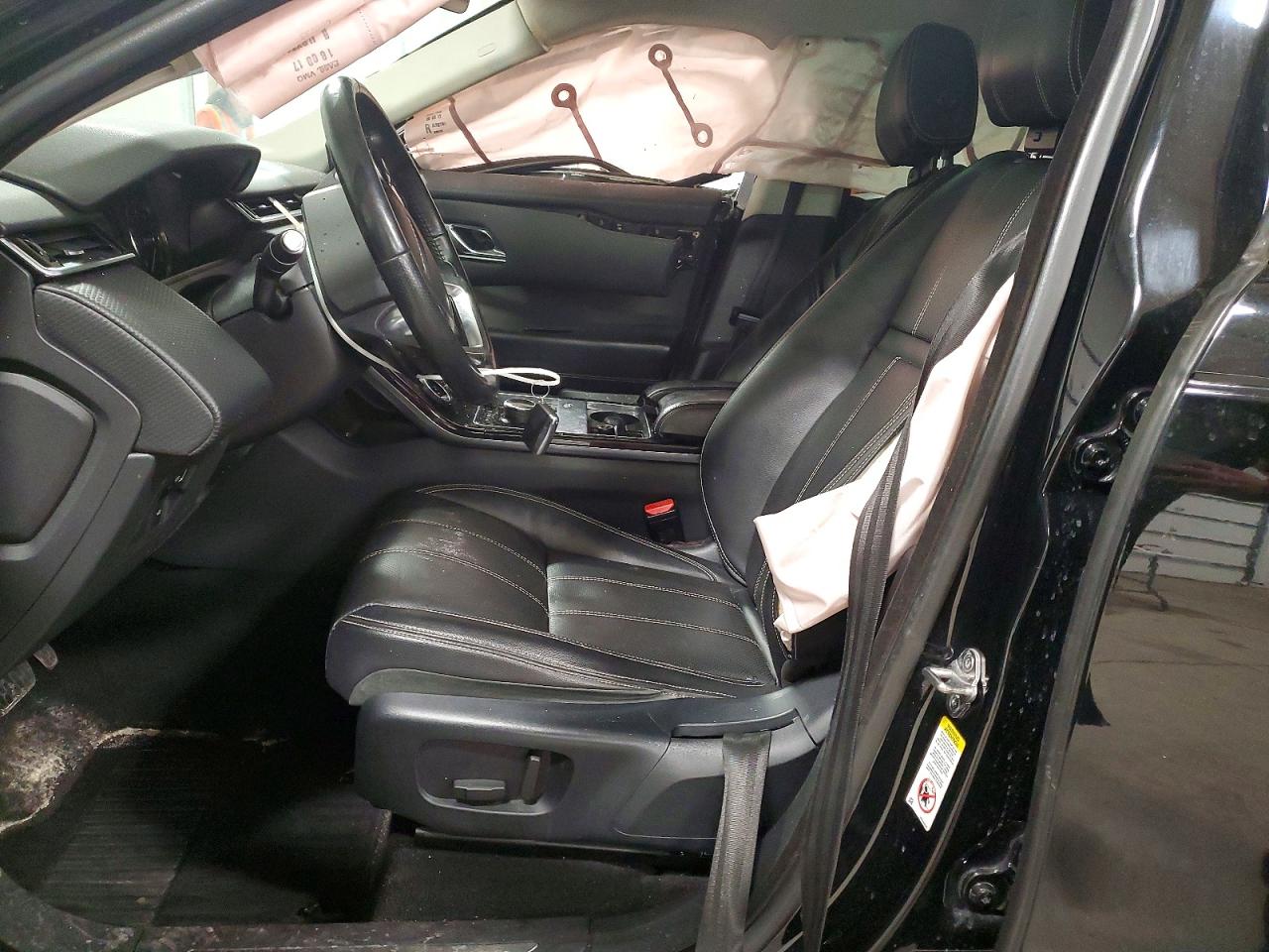 2018 LAND ROVER RANGE ROVER VELAR S photo 13