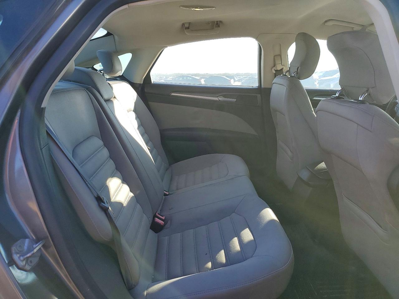 2014 FORD FUSION S photo 19