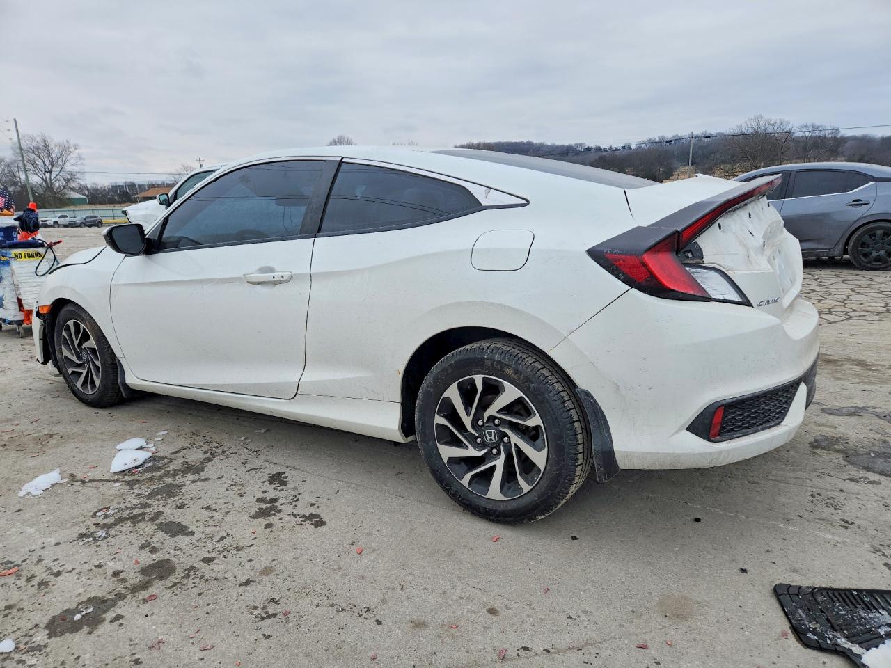 2016 HONDA CIVIC LX photo 2