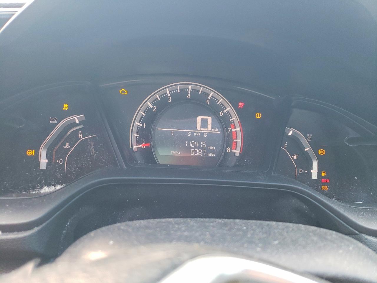 2016 HONDA CIVIC LX photo 9