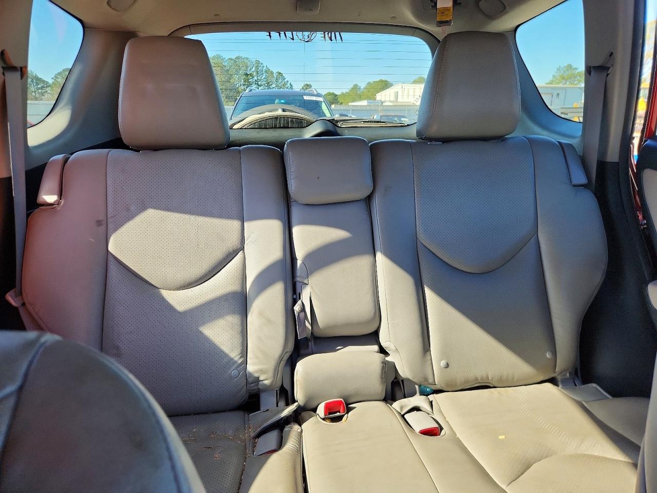 2012 TOYOTA RAV4 photo 10