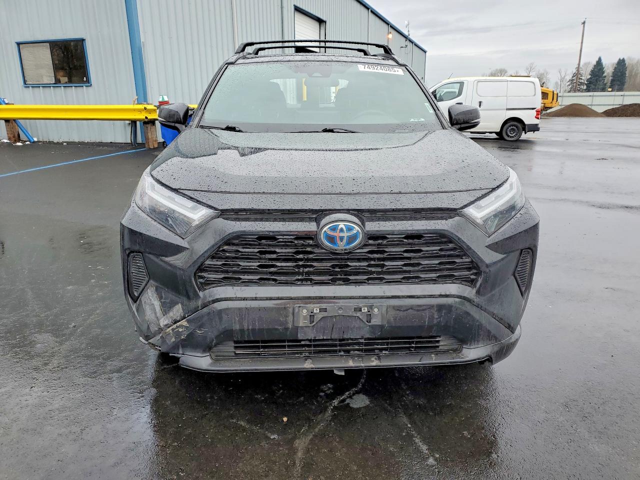 2022 TOYOTA RAV4 SE photo 9