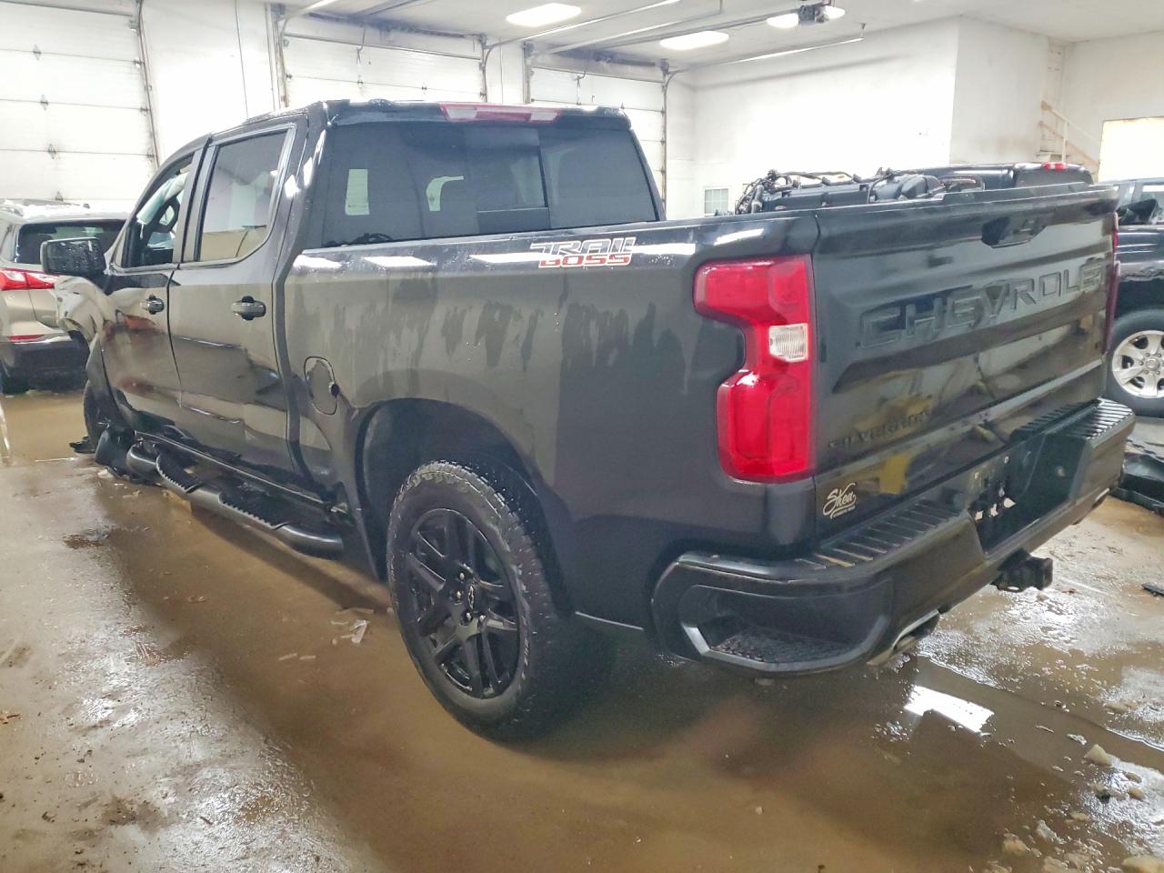 2024 CHEVROLET SILVERADO K1500 LT TRAIL BOSS photo 4