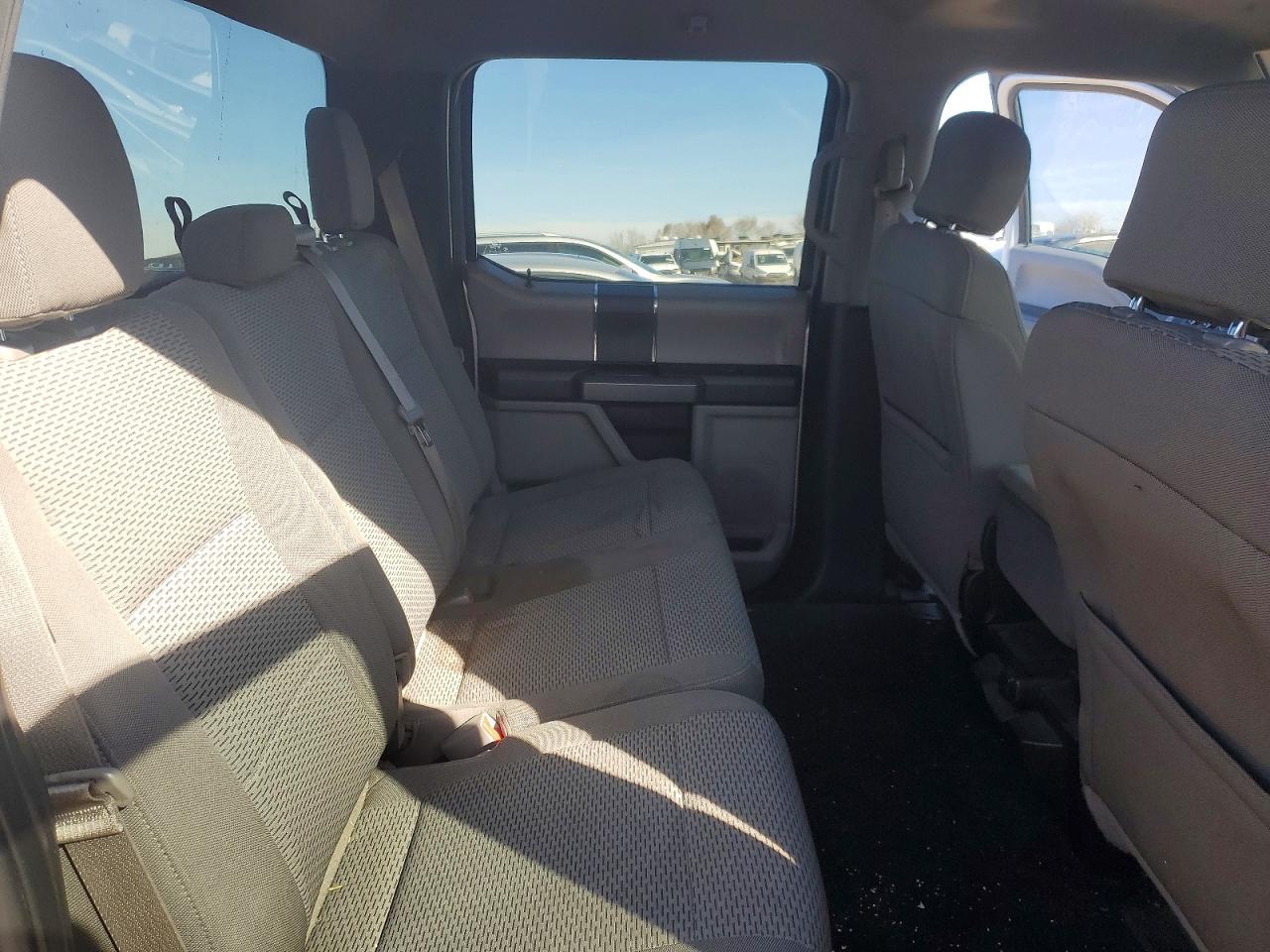2017 FORD F150 SUPERCREW photo 19