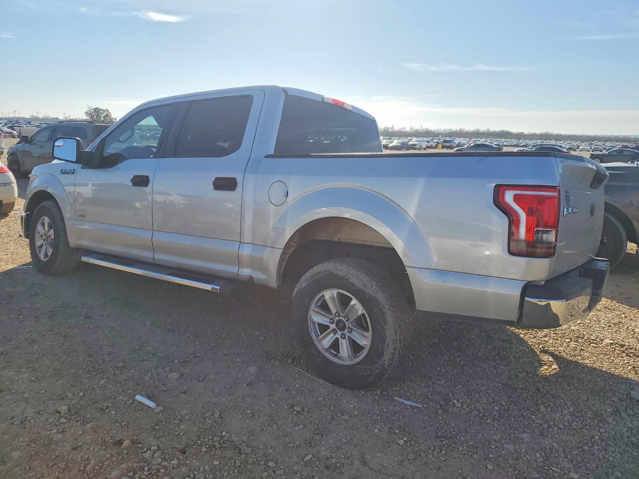 2017 FORD F150 SUPERCREW photo 3