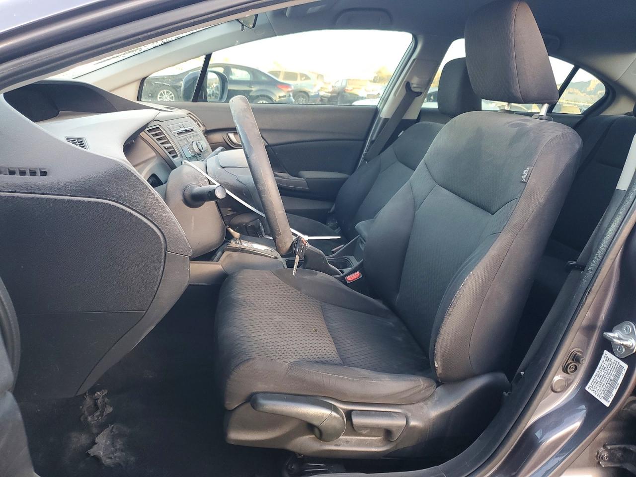 2015 HONDA CIVIC LX photo 13