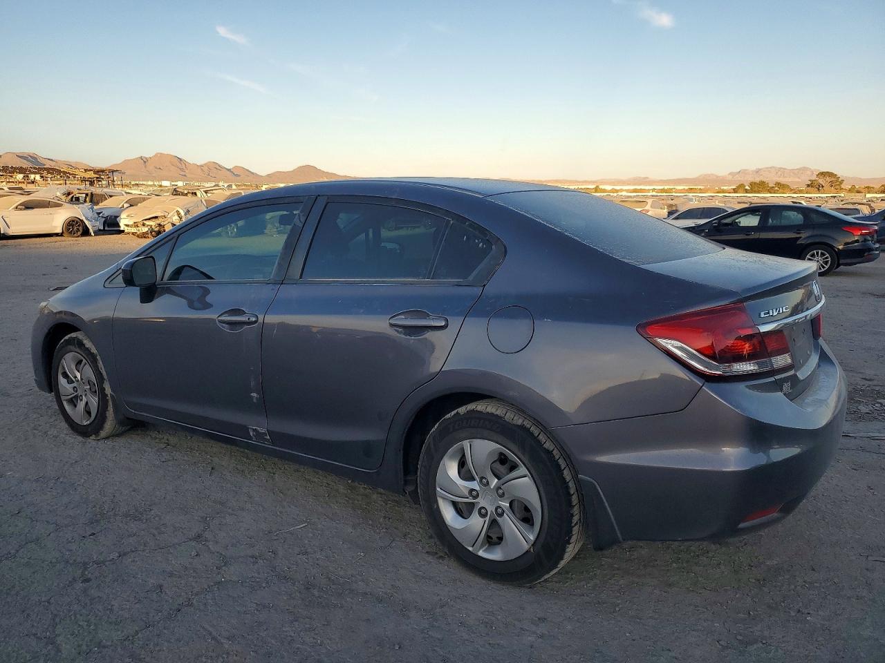 2015 HONDA CIVIC LX photo 3