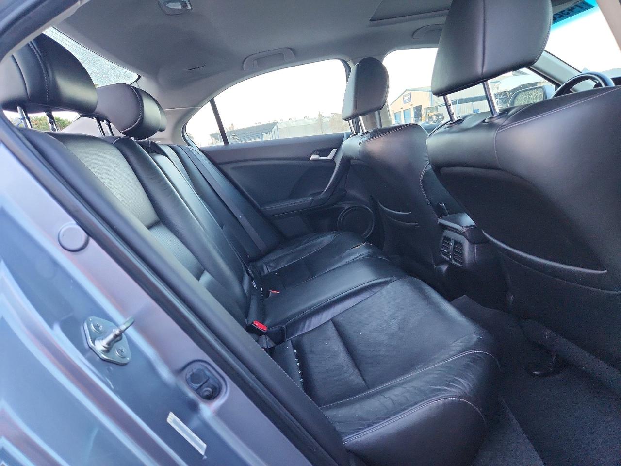 2011 ACURA TSX photo 19