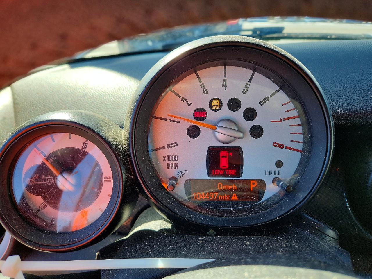 2014 MINI COOPER S photo 17