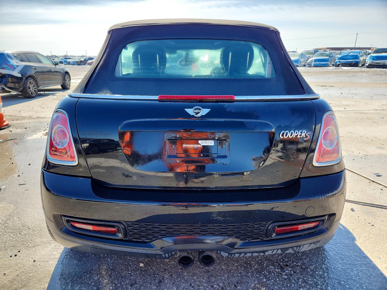 2014 MINI COOPER S photo 11
