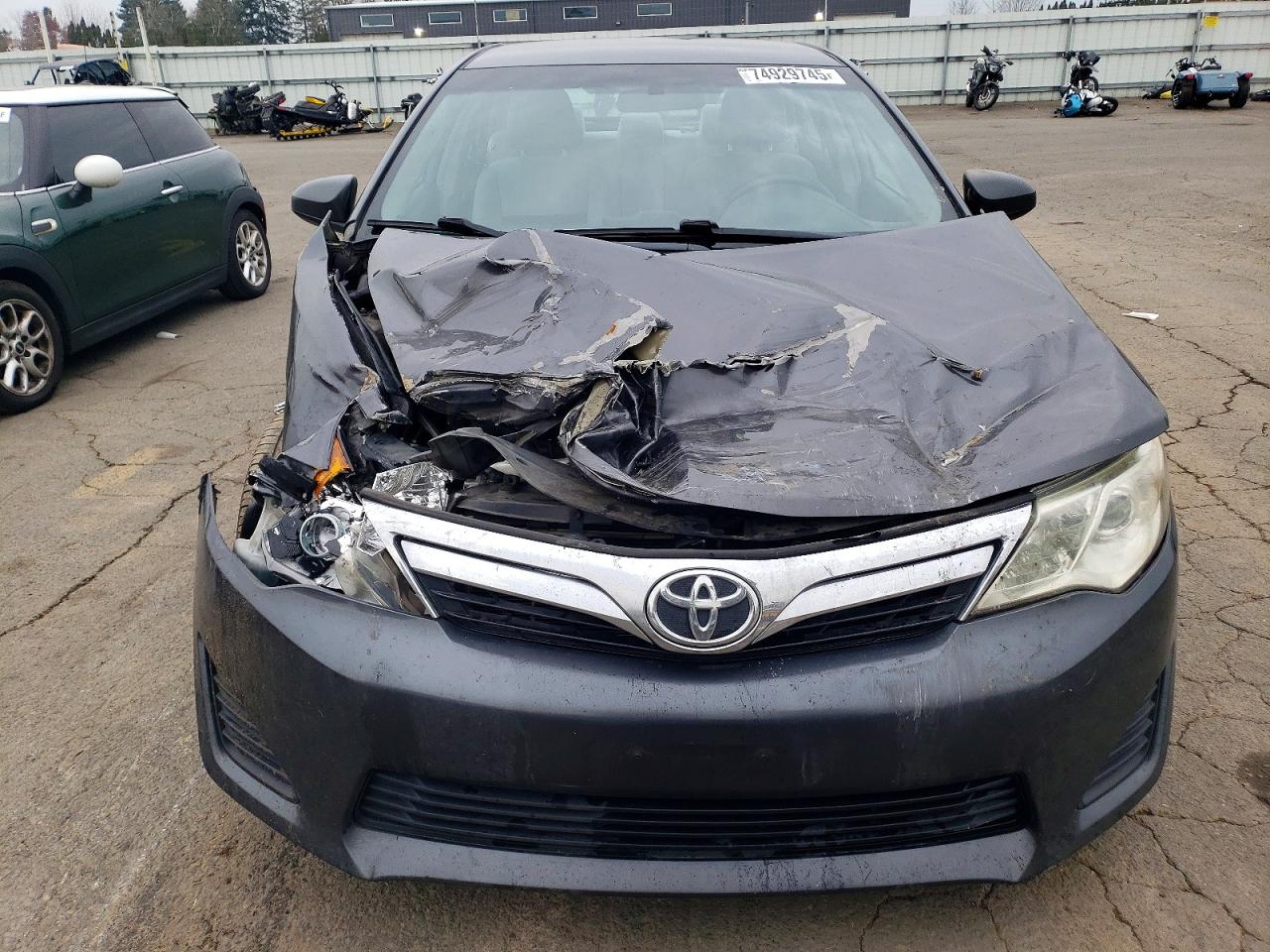 2012 TOYOTA CAMRY BASE photo 13