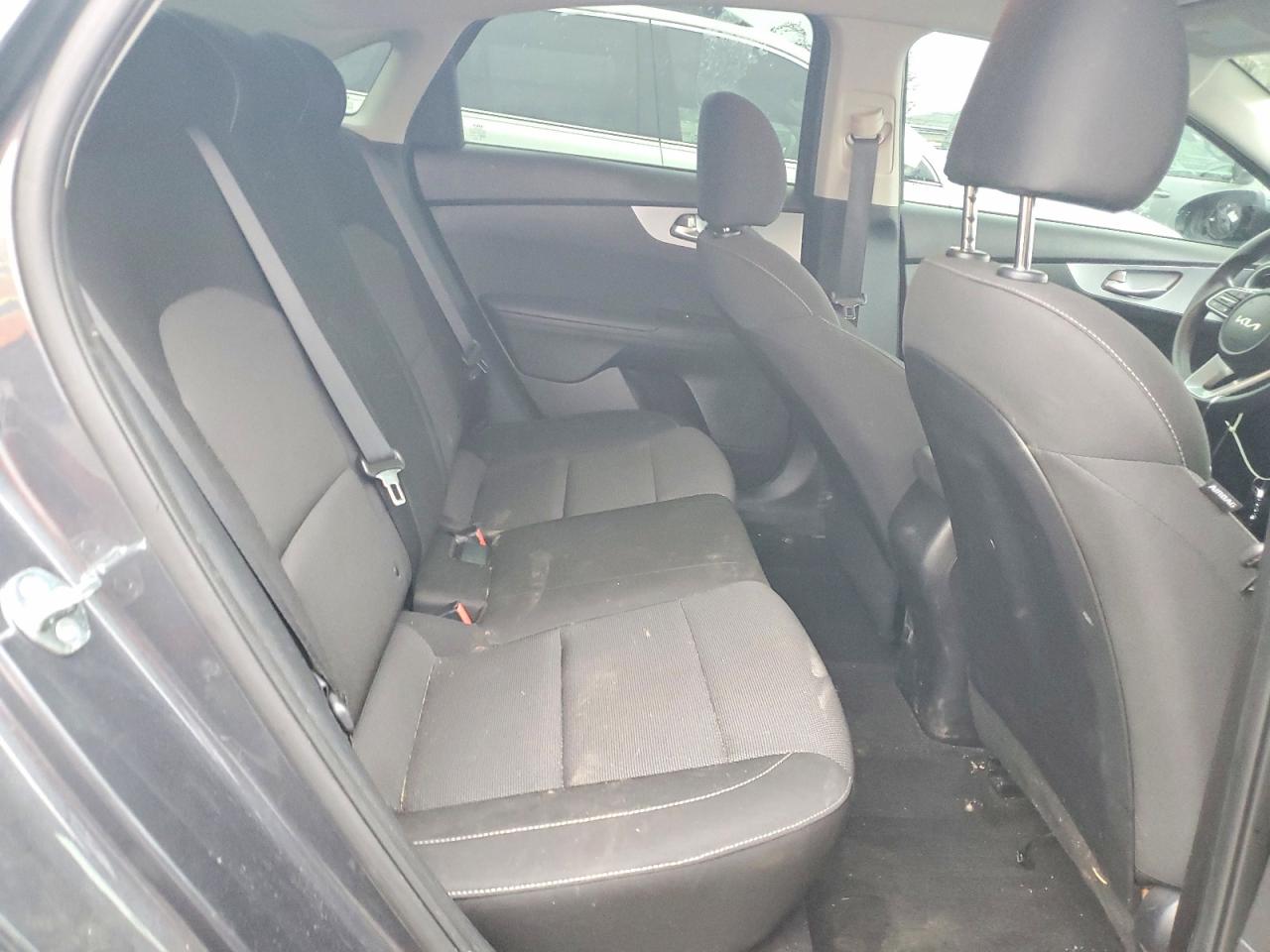 2024 KIA FORTE LX photo 10