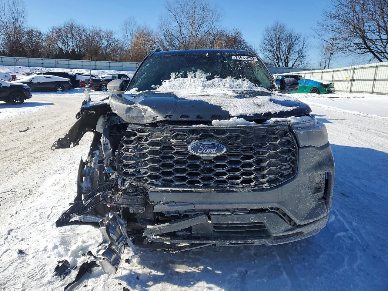 2025 FORD EXPLORER ST-LINE photo 13