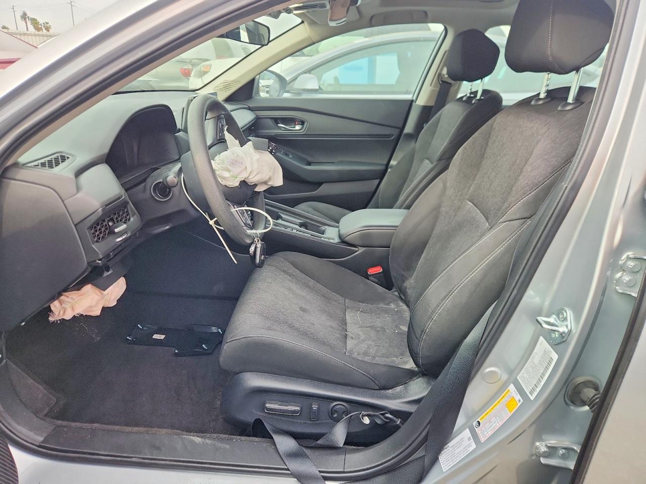 2025 HONDA ACCORD SE photo 7