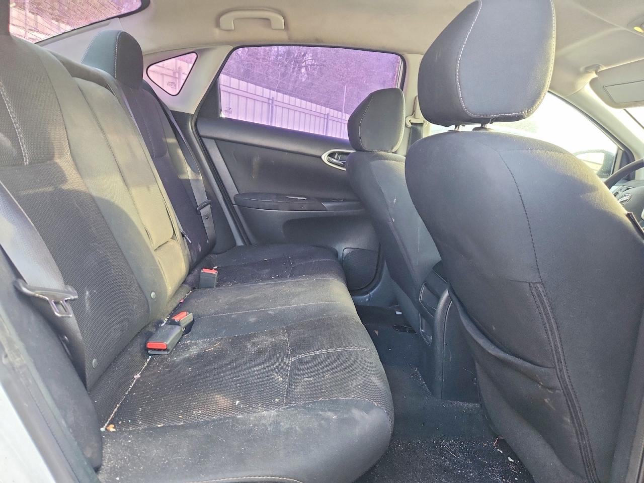 2015 NISSAN SENTRA S photo 19