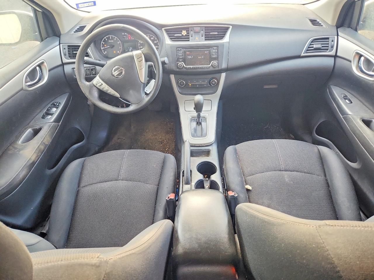 2015 NISSAN SENTRA S photo 15