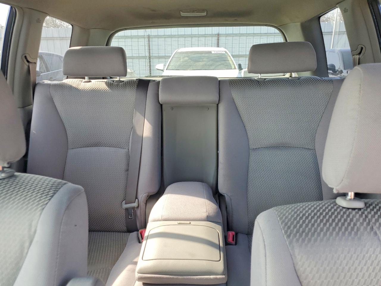 2007 TOYOTA HIGHLANDER BASE photo 10