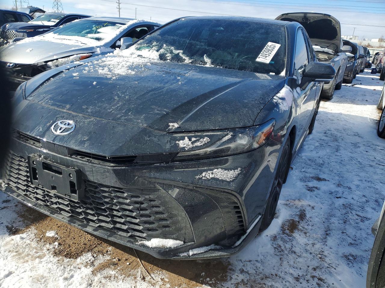 2025 TOYOTA CAMRY