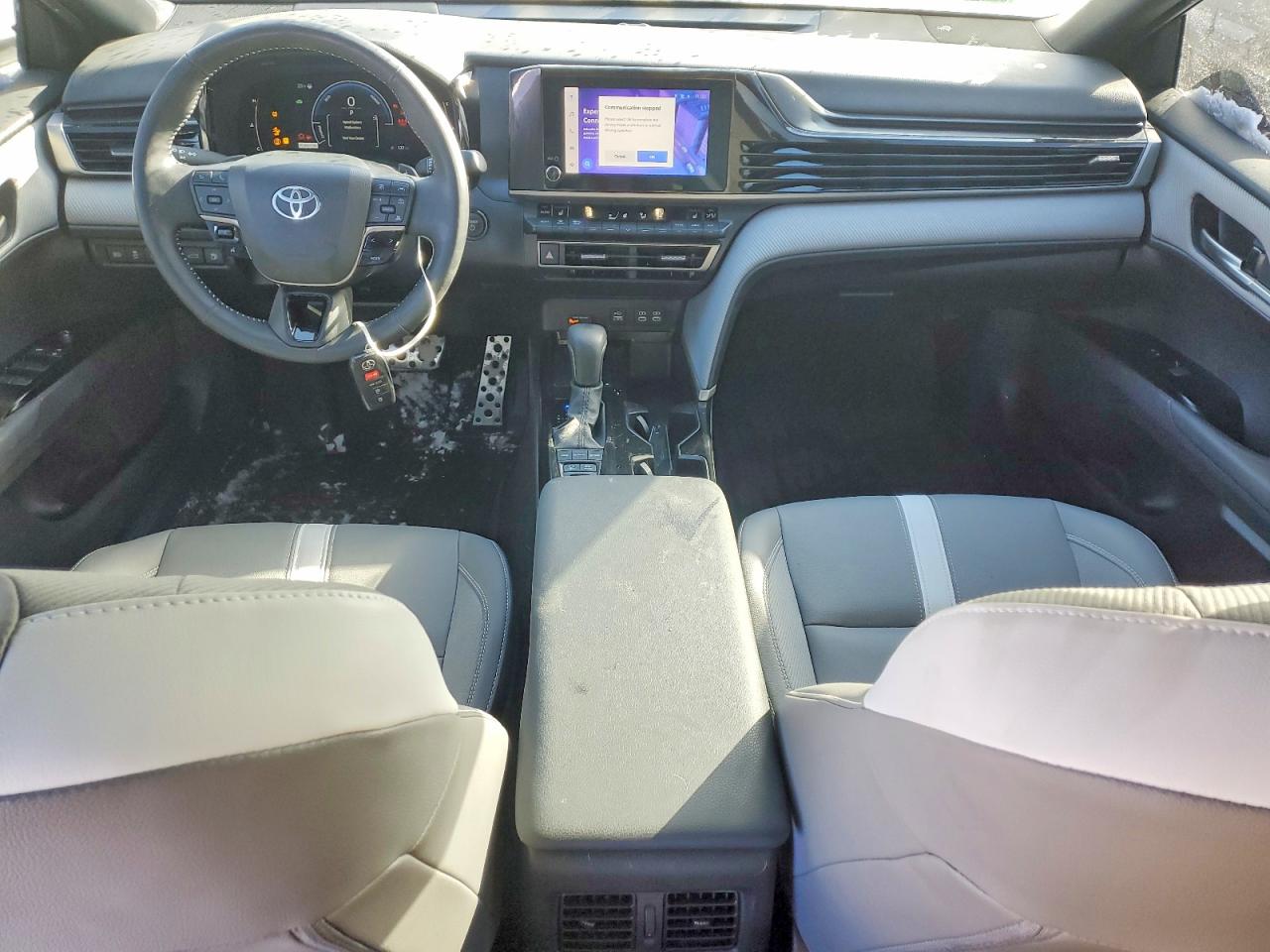 2025 TOYOTA CAMRY XSE photo 8