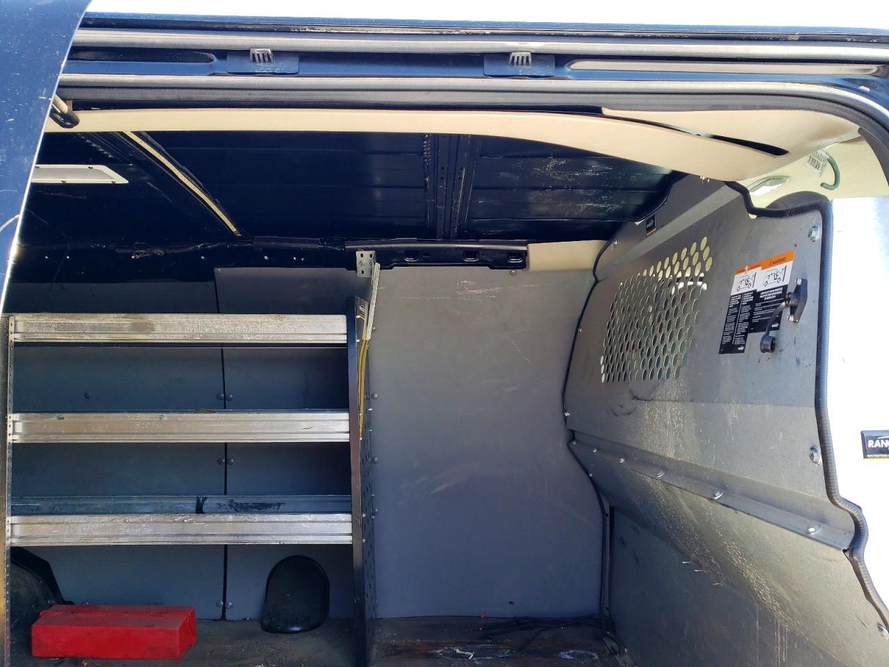 2021 GMC SAVANA G3500 photo 31